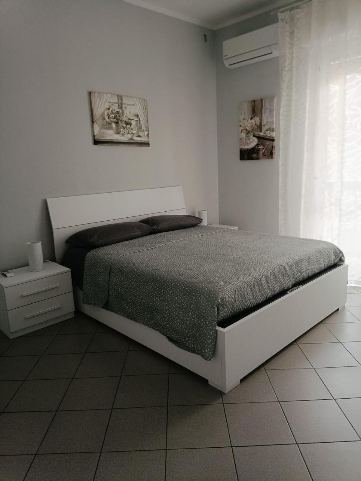 Appartamento Conte Verde Vercelli Exterior photo